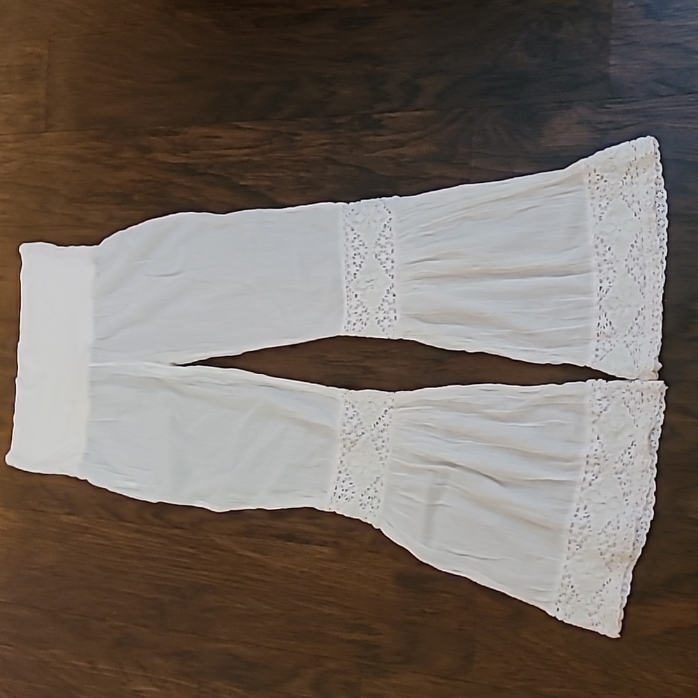 Solitaire botton/ white color/size M.